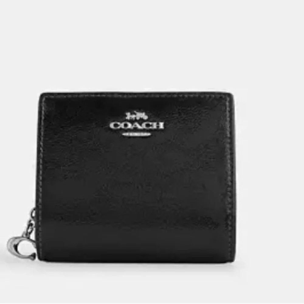 Coach Black Patent Crinkle Snap Wallet - Picture 1 of 8